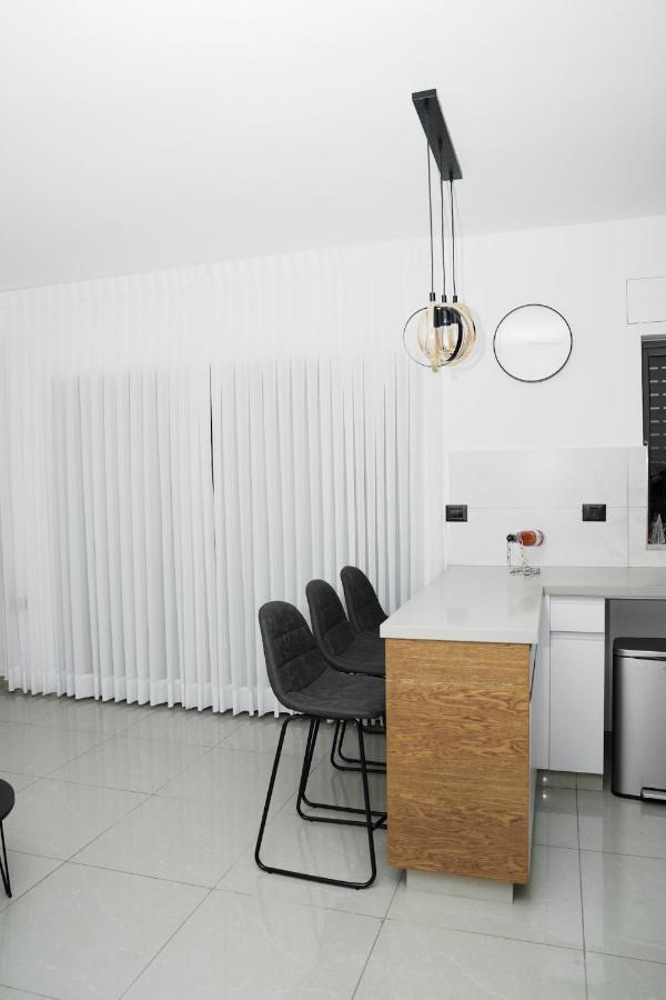 The Best Location In Jerusalem Exterior photo